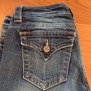 Miss Me Boyfriend Jeans